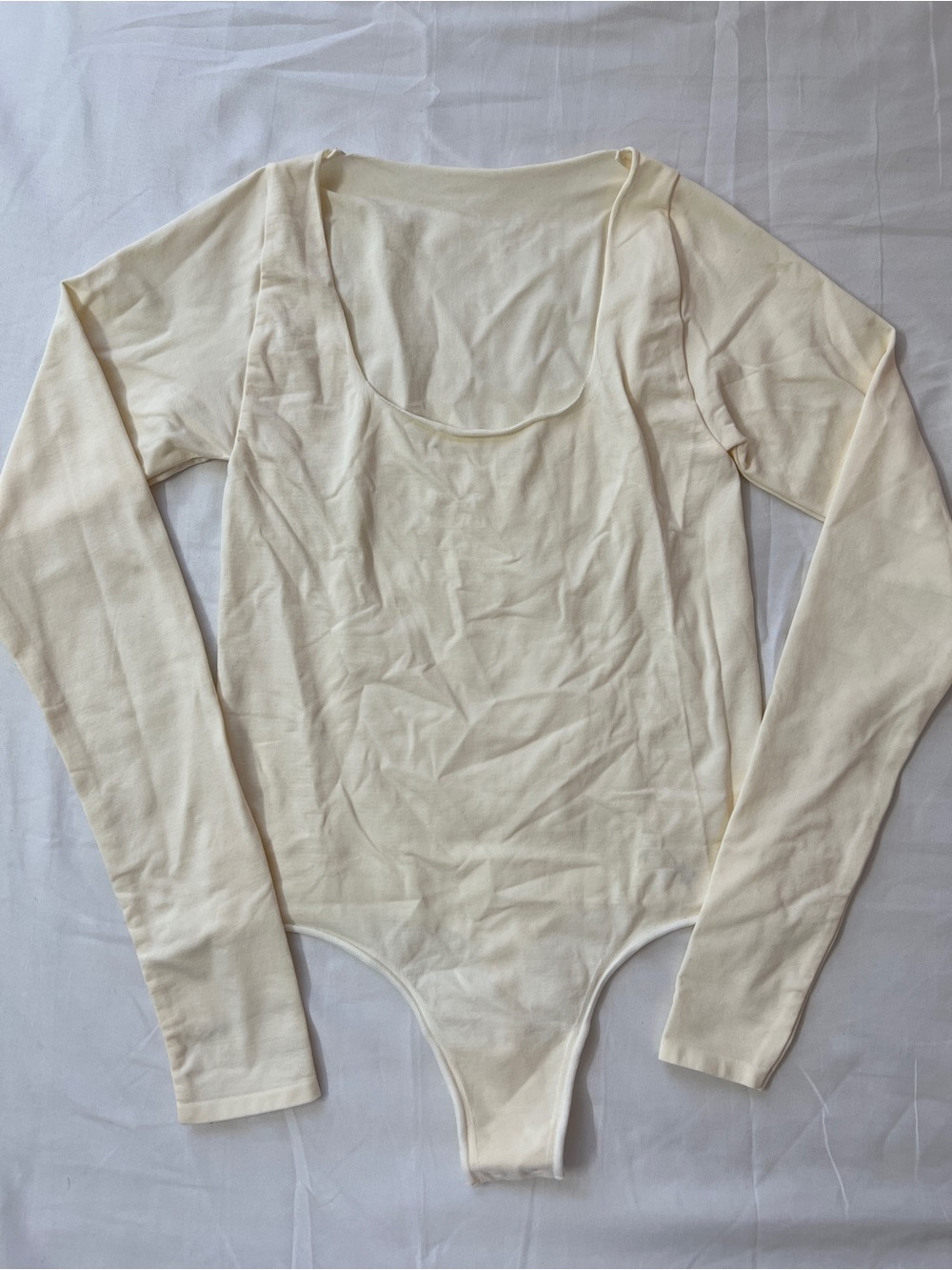 SKIMS Essential Scoop Neck Long Sleeve Bodysuit White